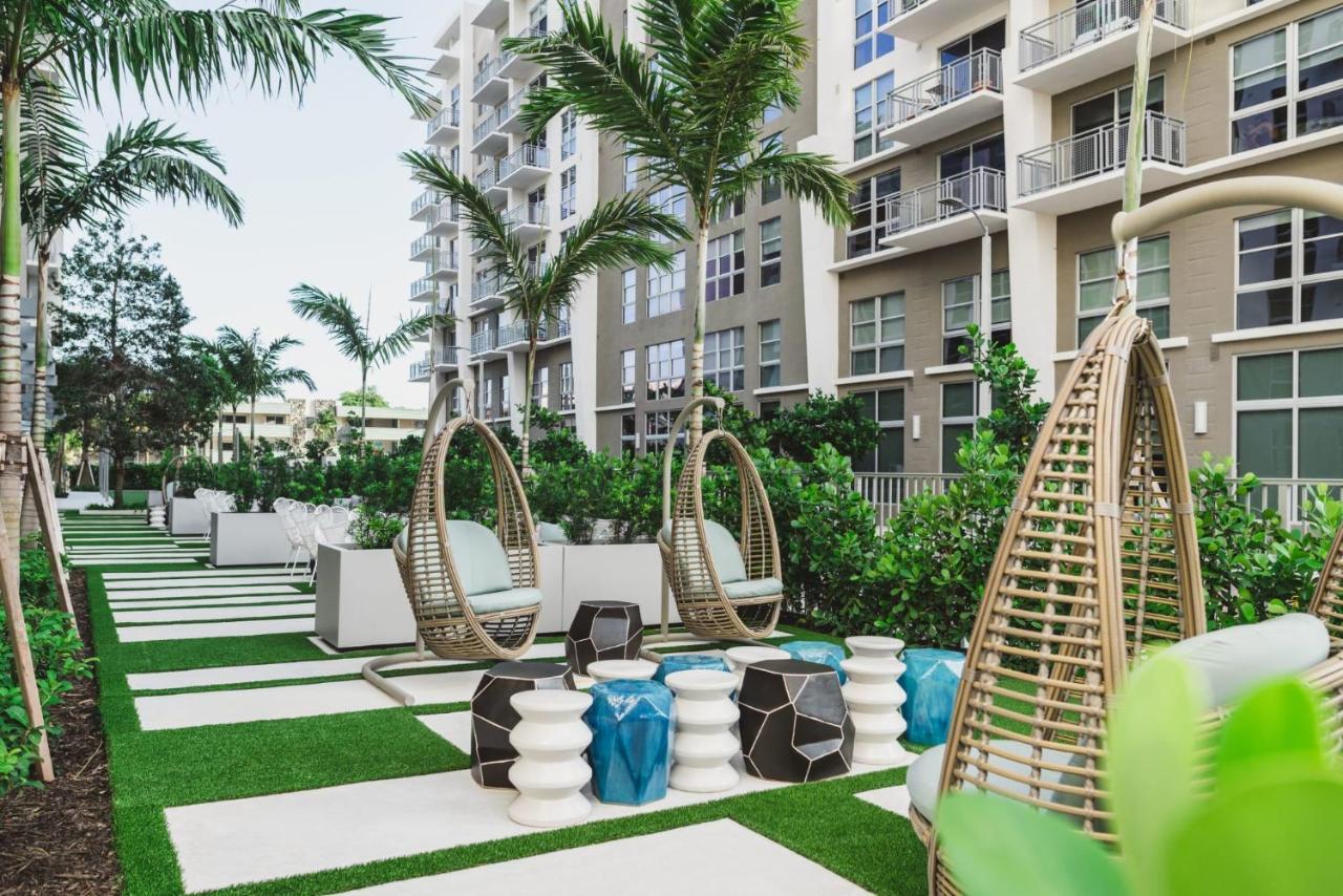 Tucker At Palmer Dadeland Miami Bagian luar foto