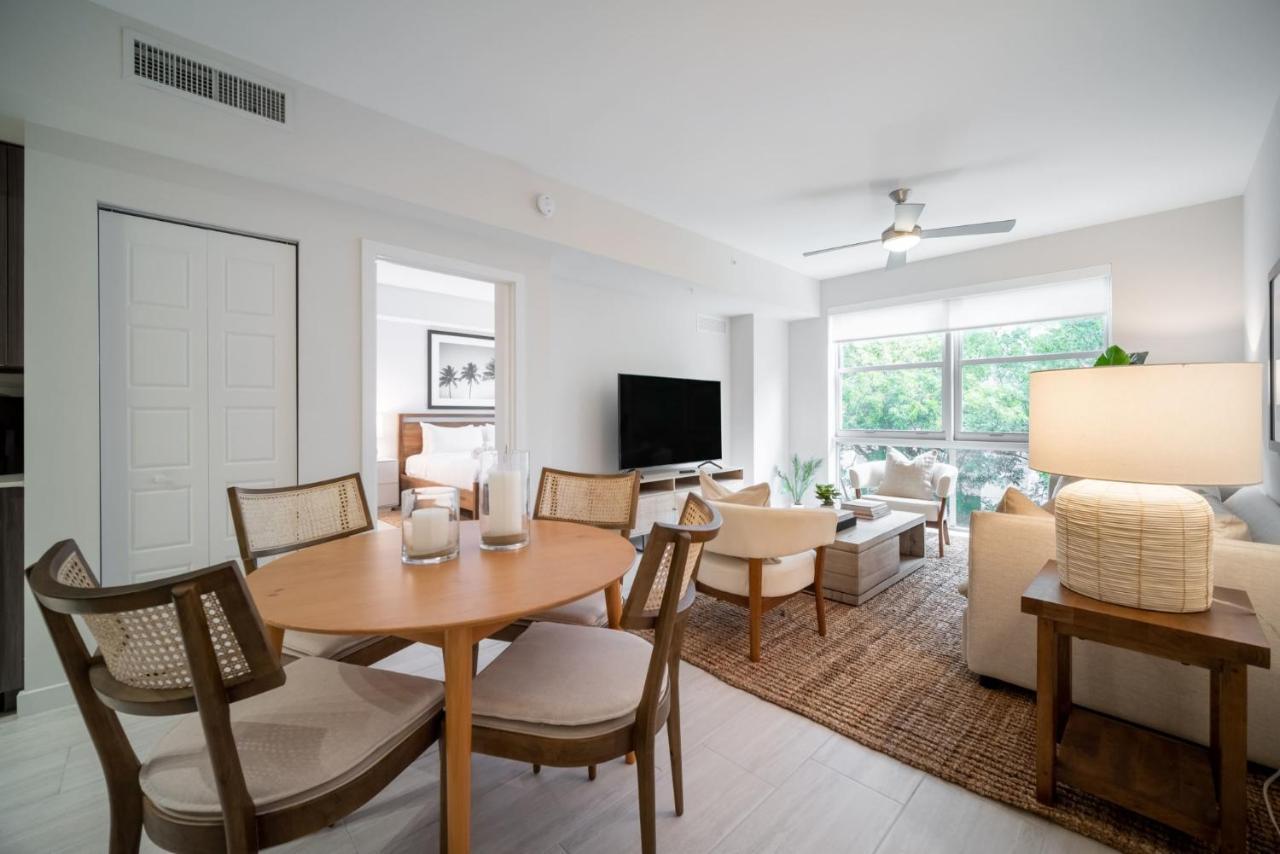 Tucker At Palmer Dadeland Miami Bagian luar foto