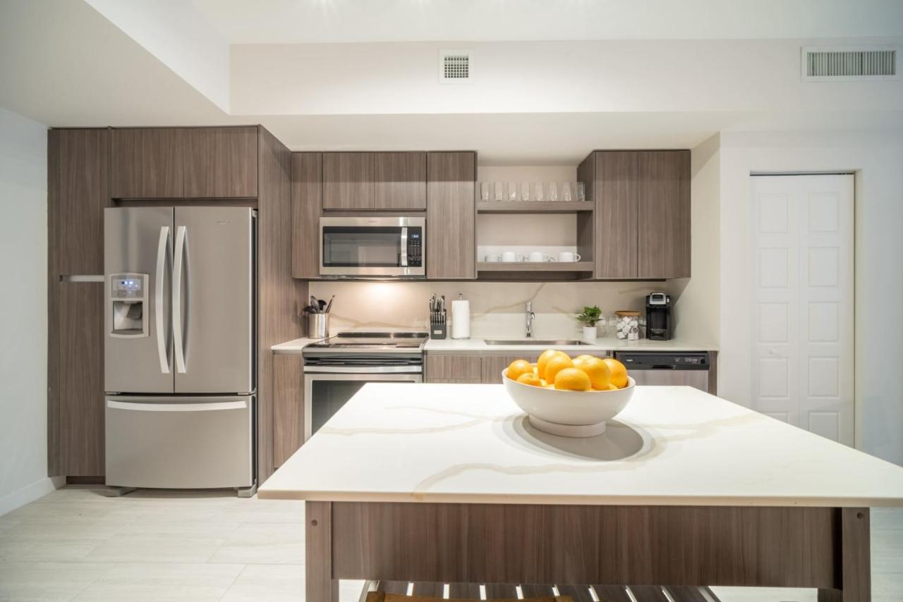 Tucker At Palmer Dadeland Miami Bagian luar foto