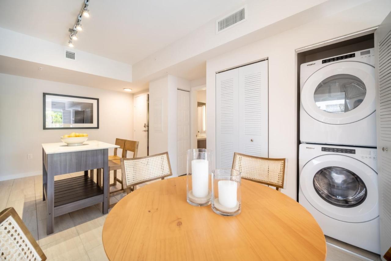Tucker At Palmer Dadeland Miami Bagian luar foto