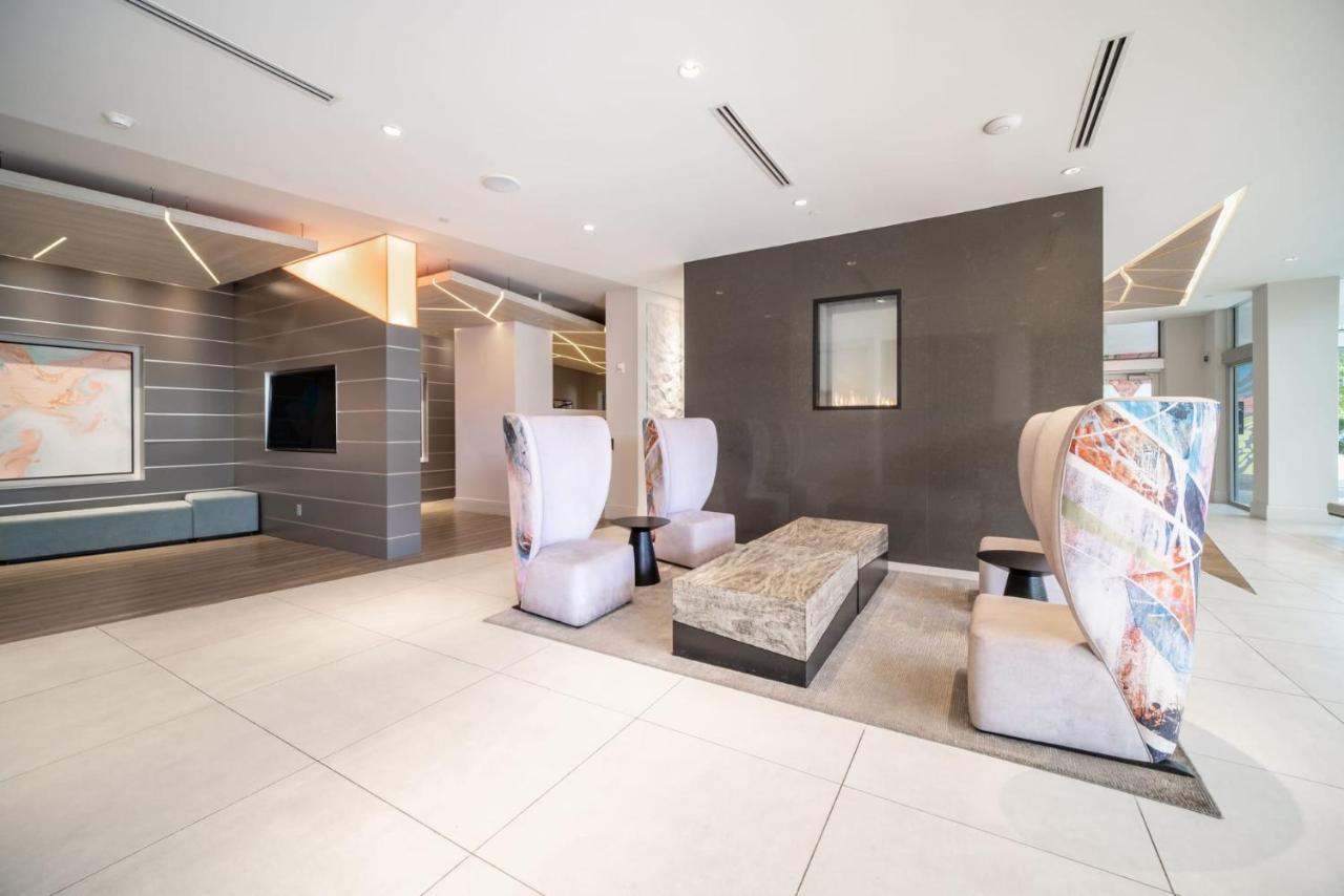 Tucker At Palmer Dadeland Miami Bagian luar foto