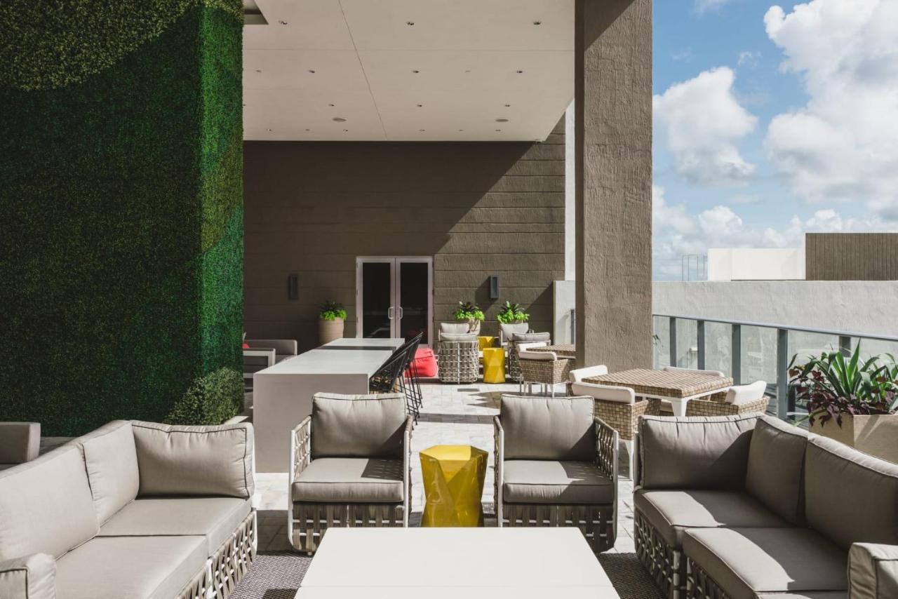 Tucker At Palmer Dadeland Miami Bagian luar foto