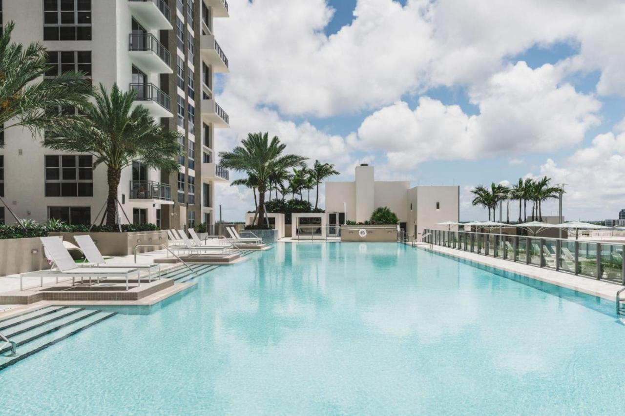 Tucker At Palmer Dadeland Miami Bagian luar foto